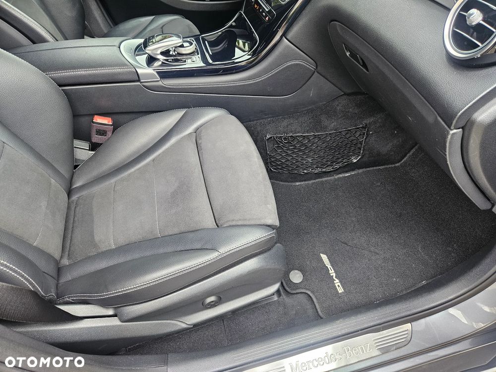 Mercedes-Benz GLC - 18