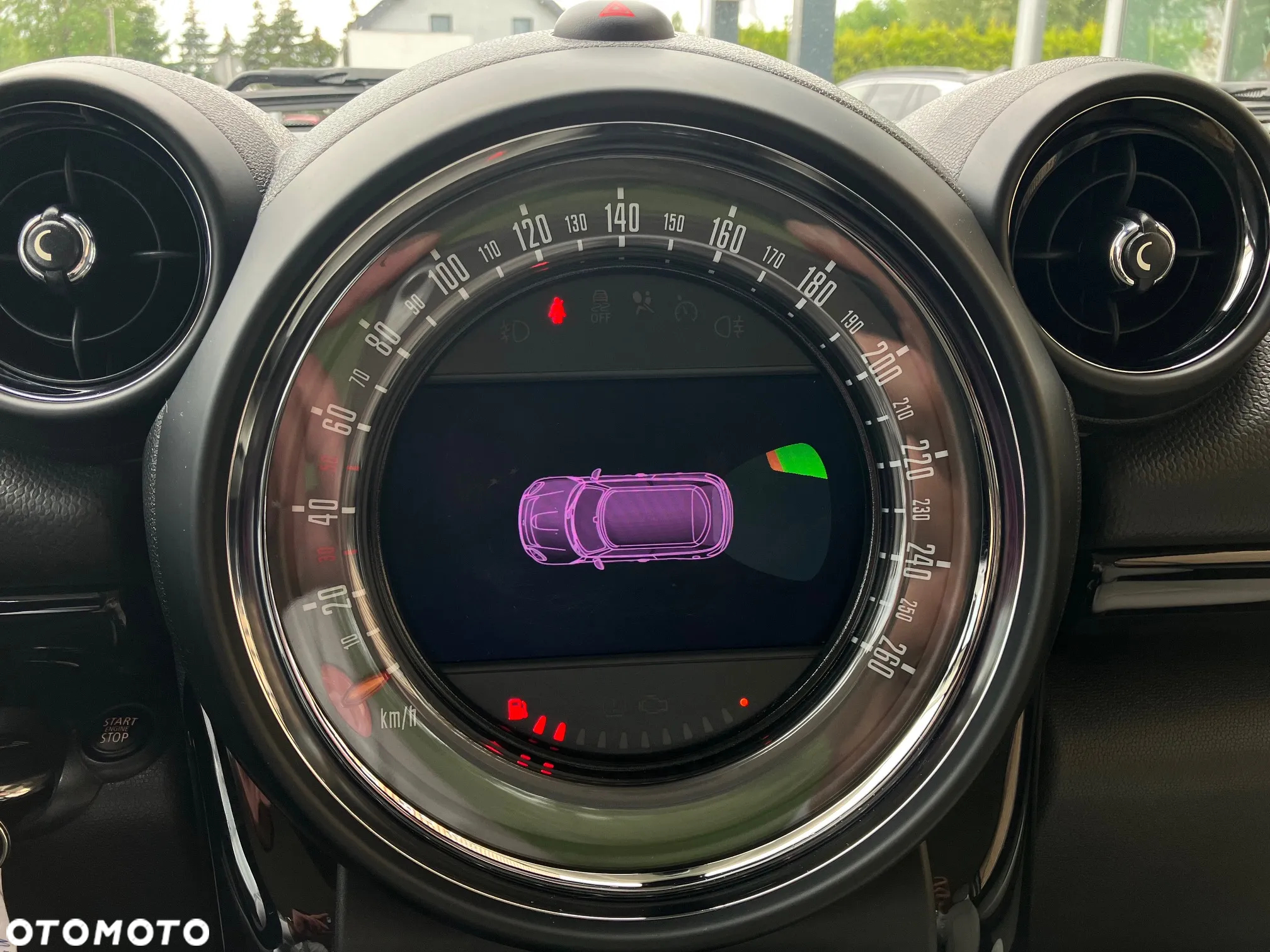 MINI Paceman - 24
