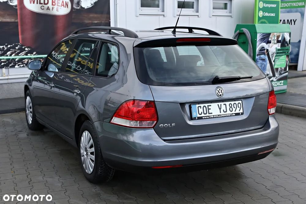 Volkswagen Golf - 20
