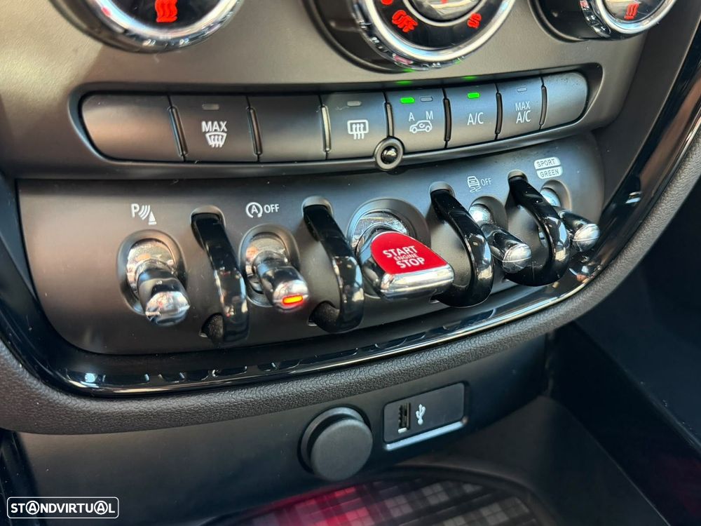 MINI Clubman John Cooper Works ALL4 - 35