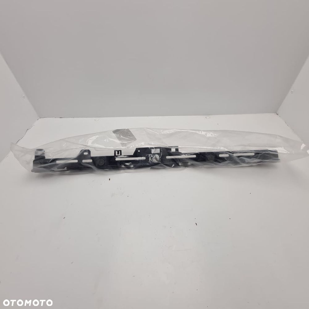 opel astra k v kombi ślizg zderzaka tył środkowy - 3