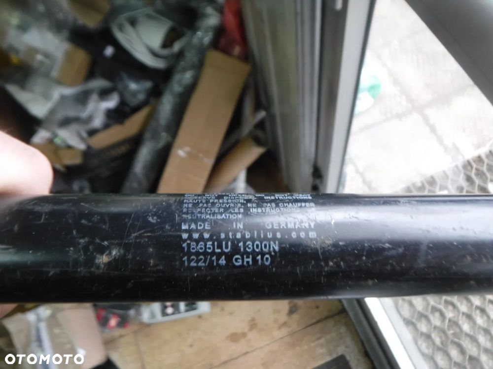 siłownik amortyzator gazowy A=802 B=452 F=1300N . Stabilus Lift-O-Mat 1865LU 1300N siłownik L 802 mm wysów 350mm nowy - 2