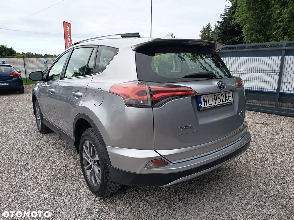 Toyota RAV4 Hybrid Premium 4x2 - 7