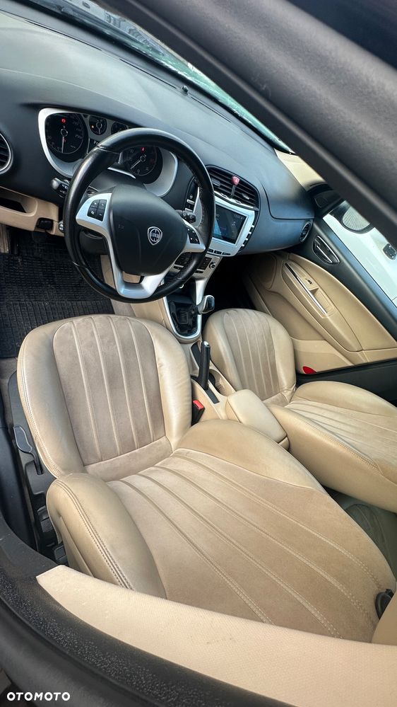 Lancia Delta 1.4 MultiAir Gold S&S - 7