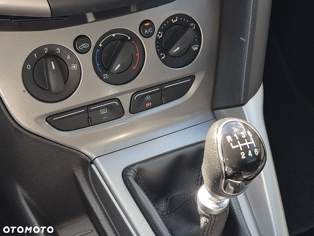 Ford Focus - 19