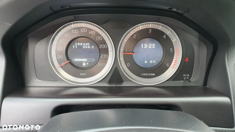 Volvo XC 60 D3 Momentum - 18