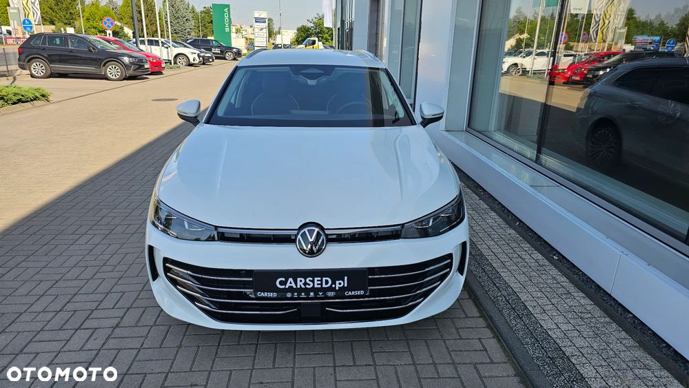 Volkswagen Passat - 10