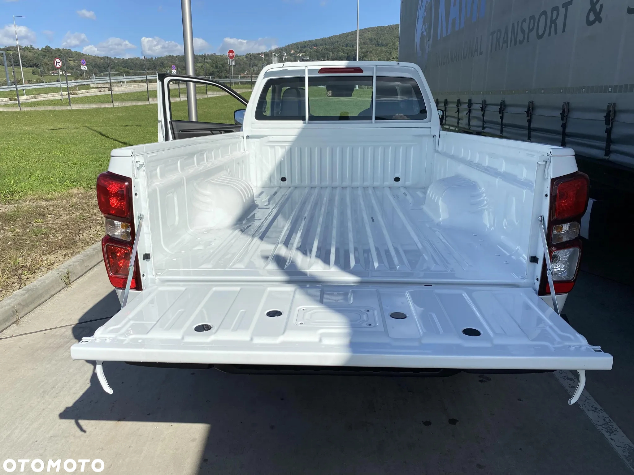 Isuzu D-Max 1.9 SC L - 16