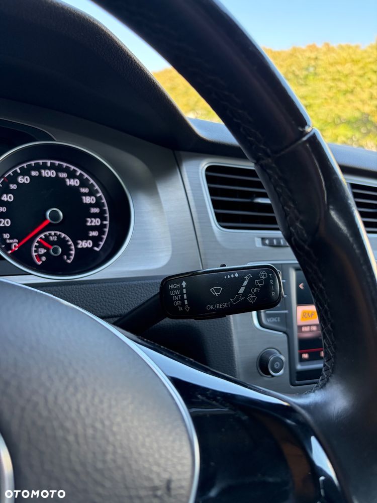 Volkswagen Golf 1.2 TSI BMT Trendline - 11