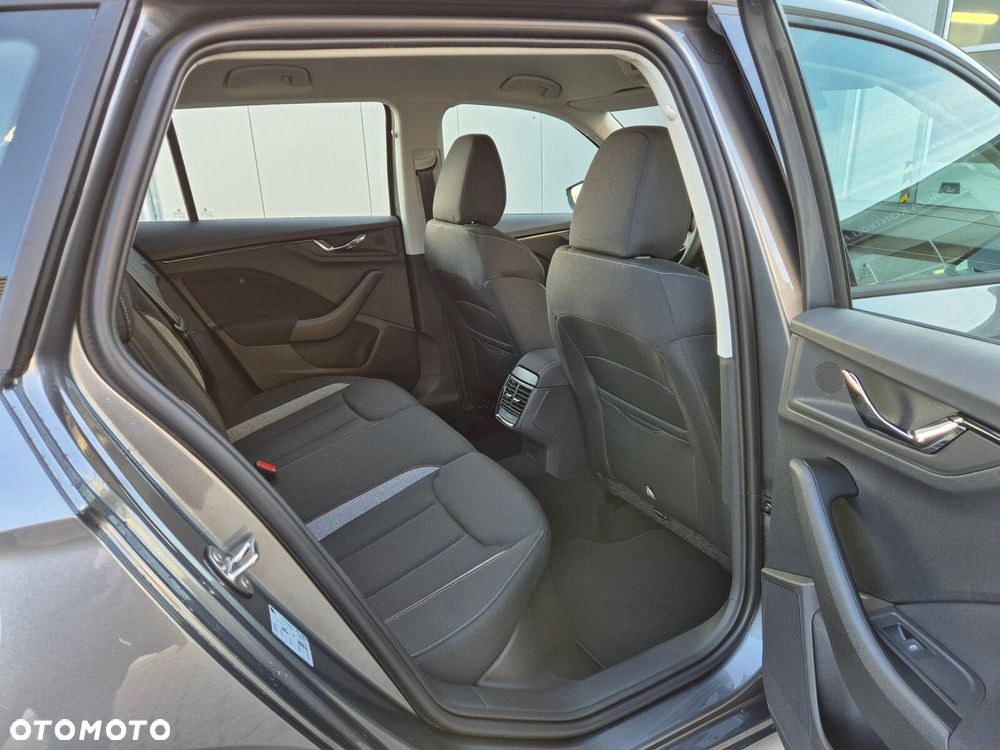 Skoda Kamiq 1.0 TSI Edition 130 DSG - 11