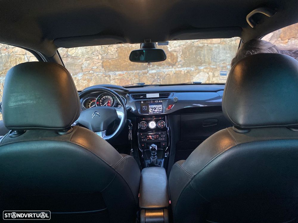 Citroën DS3 1.6 HDi Airdream Sport Chic - 6