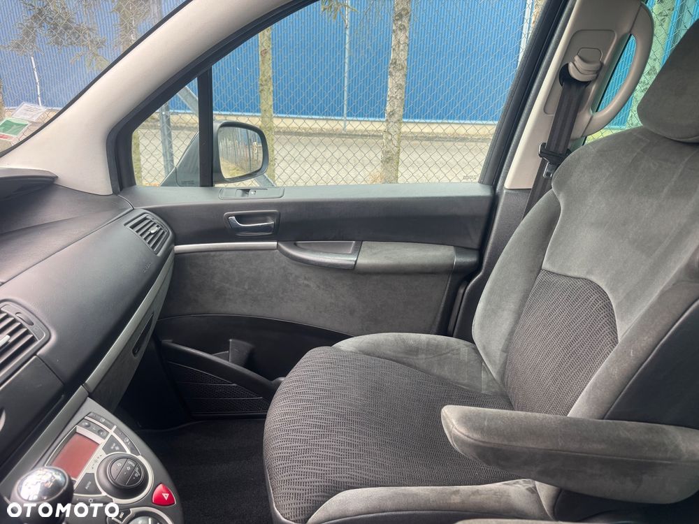 Citroën C8 2.0 HDi Exclusive - 21