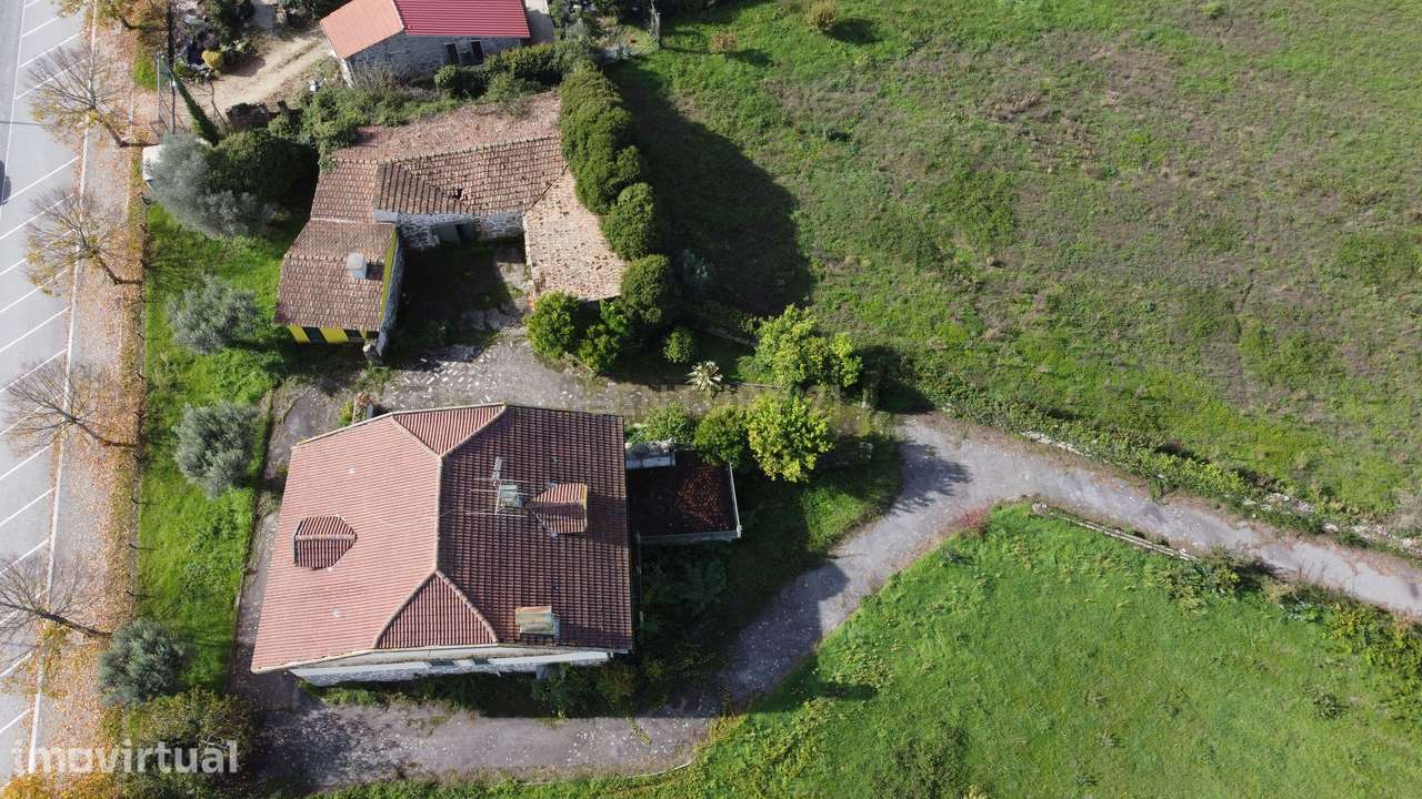 Moradia T5 próxima do centro de Viseu - Grande imagem: 2/17