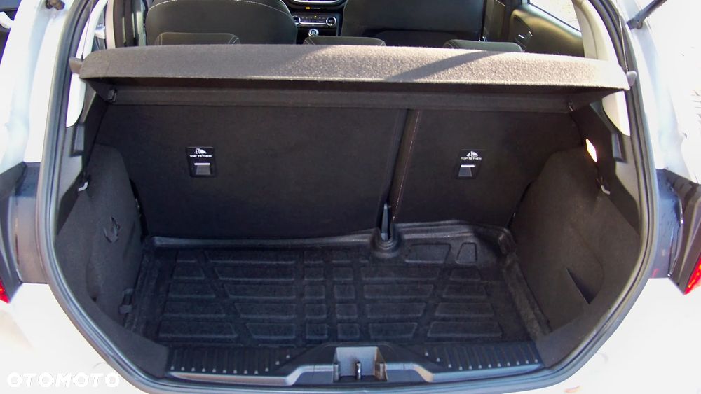 Ford Fiesta 1.1 S&S TITANIUM - 29