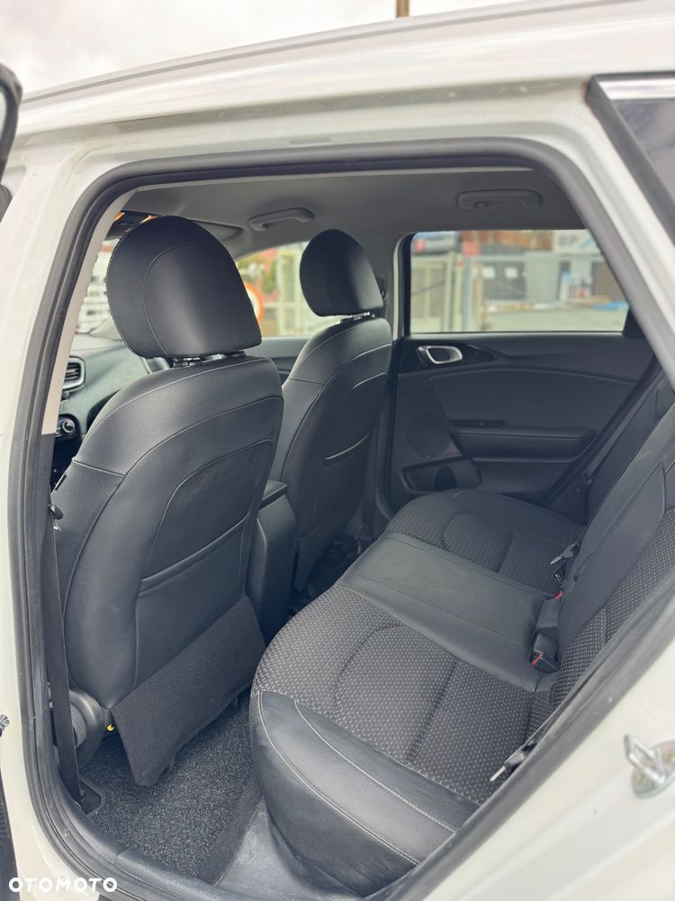 Kia Ceed 1.4 Vision - 18