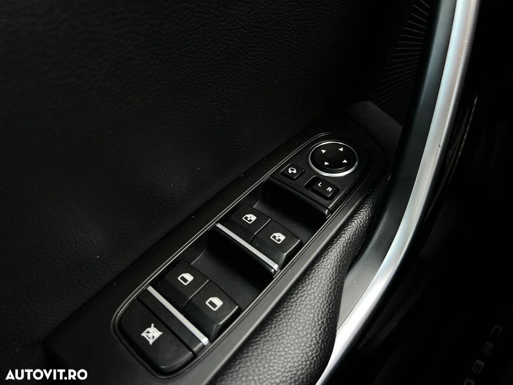 Kia XCeed - 34