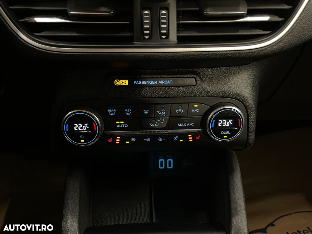 Ford Focus 1.0 EcoBoost Trend Edition - 17