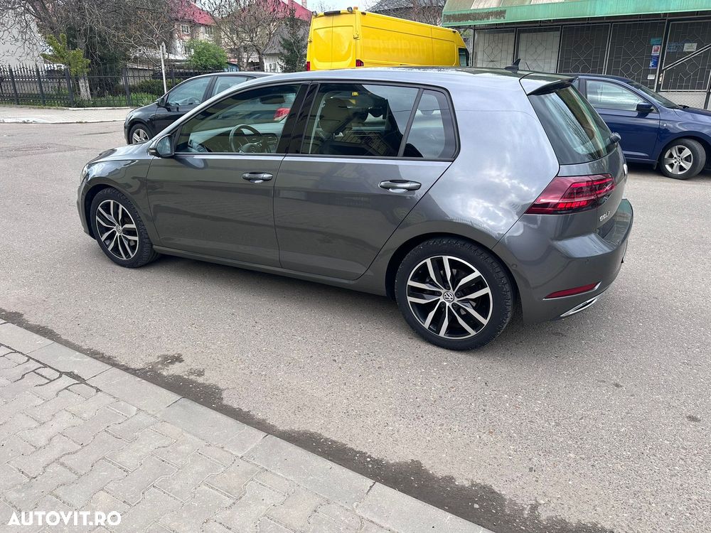 Volkswagen Golf 2.0 BlueTDI DSG Highline - 22