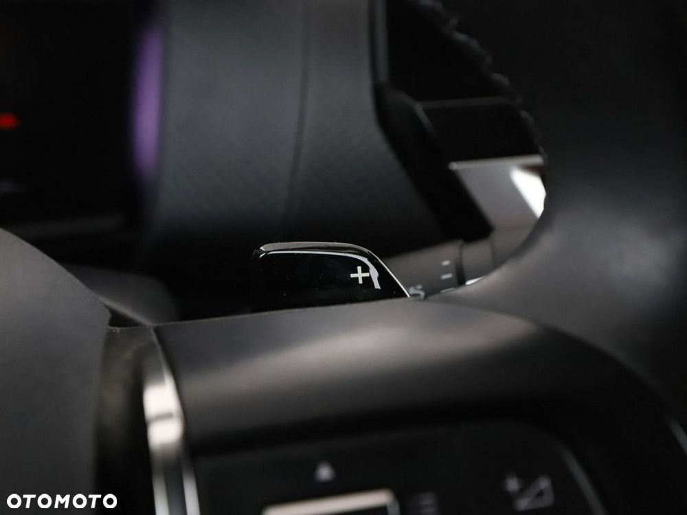 Citroën C4 PureTech 130 Stop&Start EAT8 SHINE - 35