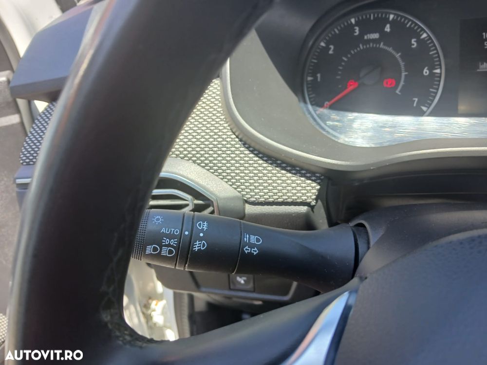 Dacia Logan TCe 90 MT5 Comfort - 10
