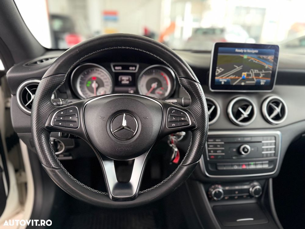 Mercedes-Benz CLA - 16