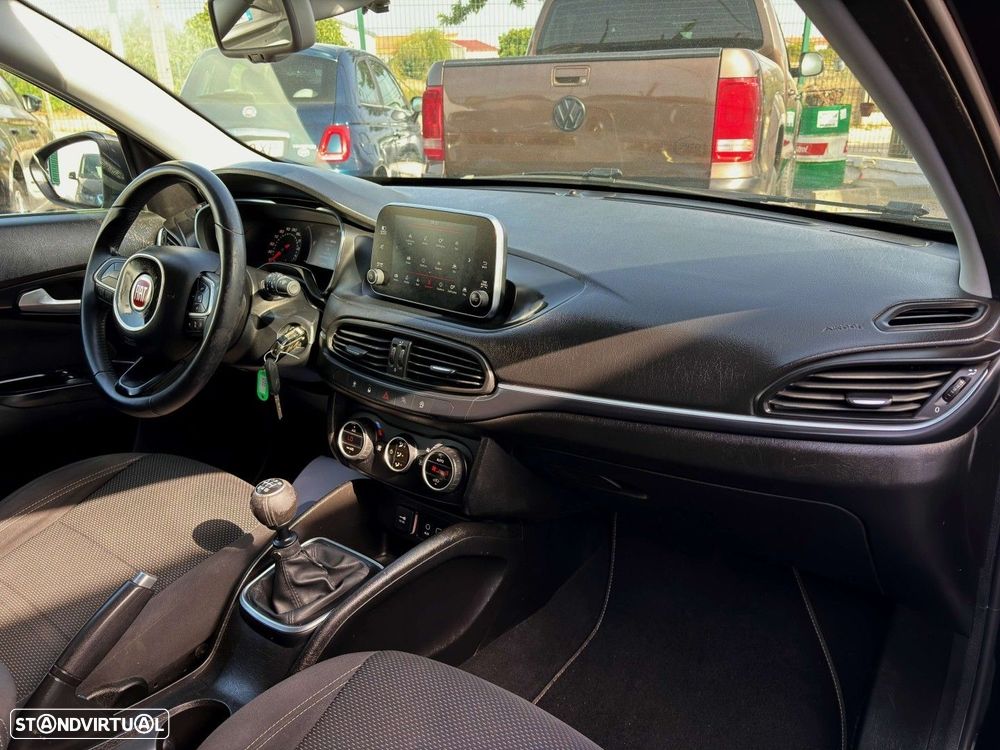Fiat Tipo Station Wagon 1.6 M-Jet Lounge JLL17 - 16