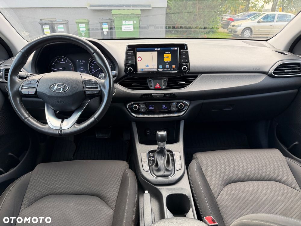 Hyundai i30 1.4 T-GDI Comfort DCT - 13