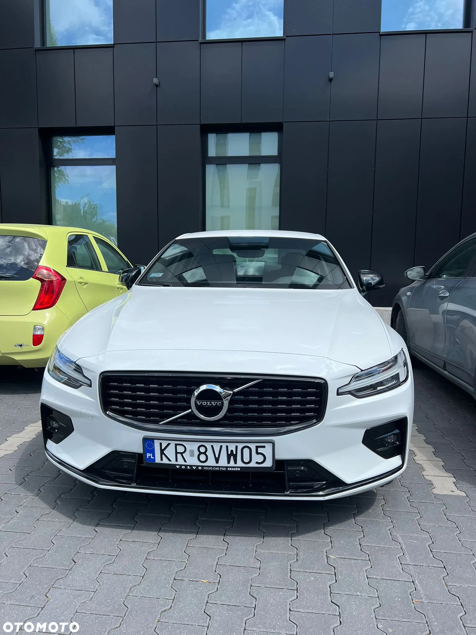 Volvo S60 T4 R-Design - 2