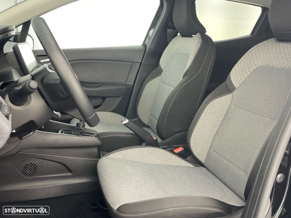 Renault Clio 1.0 TCe Evolution - 21