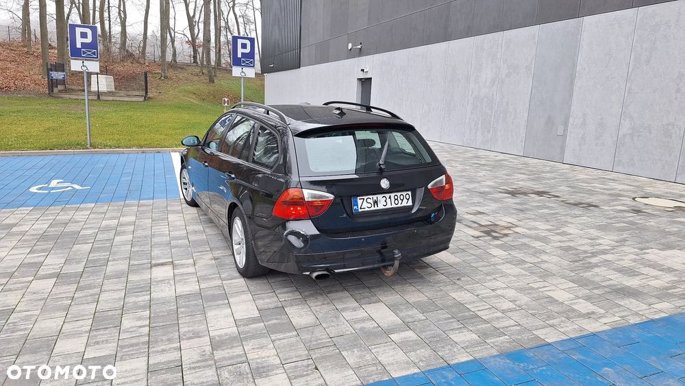 BMW Seria 3 318d - 20