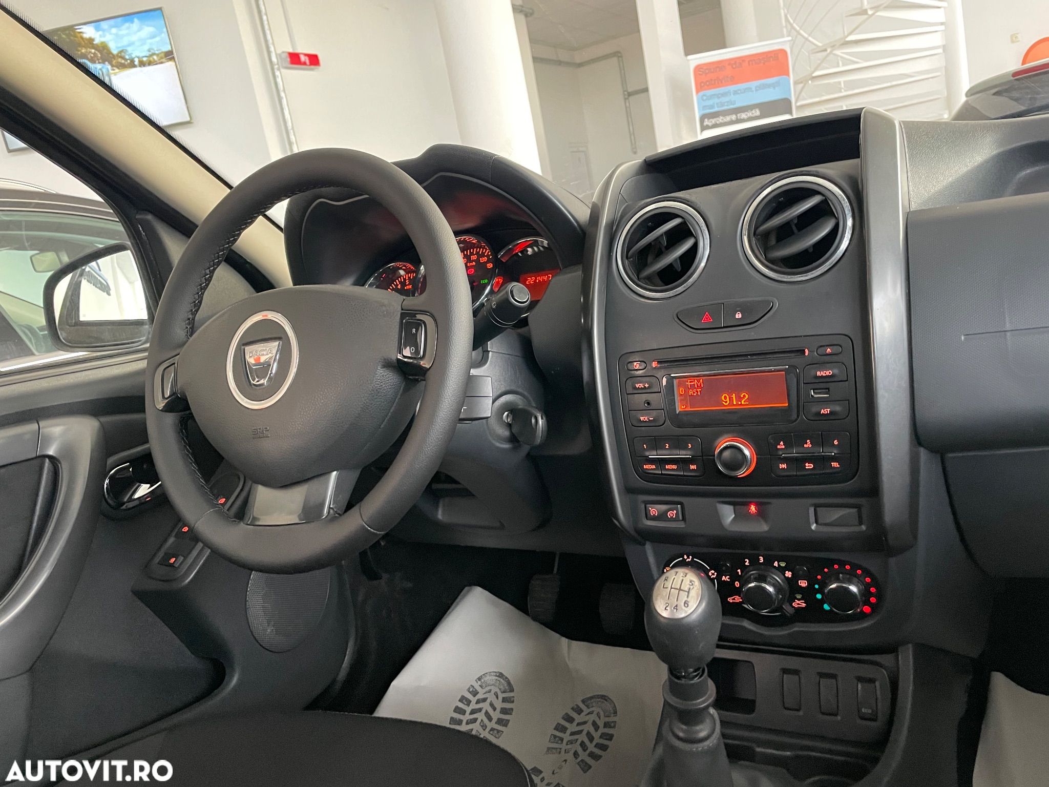 Dacia Duster 1.5 dCi 4x2 Laureate - 9
