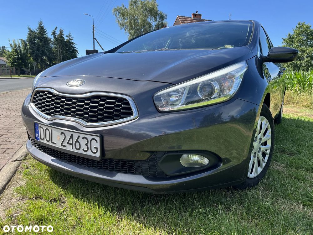 Kia Ceed 1.4 CVVT Attract plus - 2