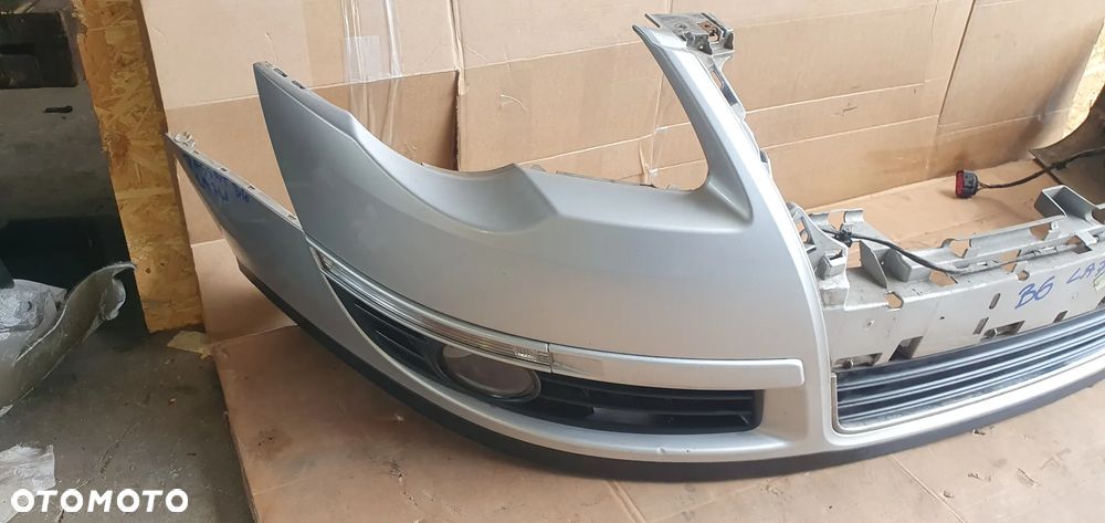 Zderzak przód przedni kompletny VW Passat B6 LA7W - 6