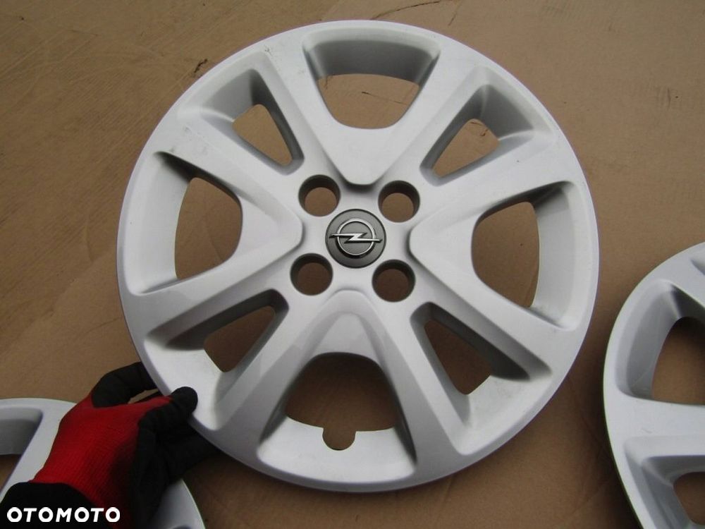 4x Kołpaki Strukturalne 15 Opel Corsa D E Adam Meriva Karl 4x100 - 13
