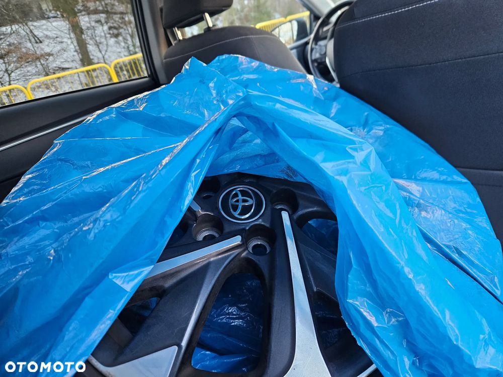 Toyota Corolla 1.6 Premium - 9