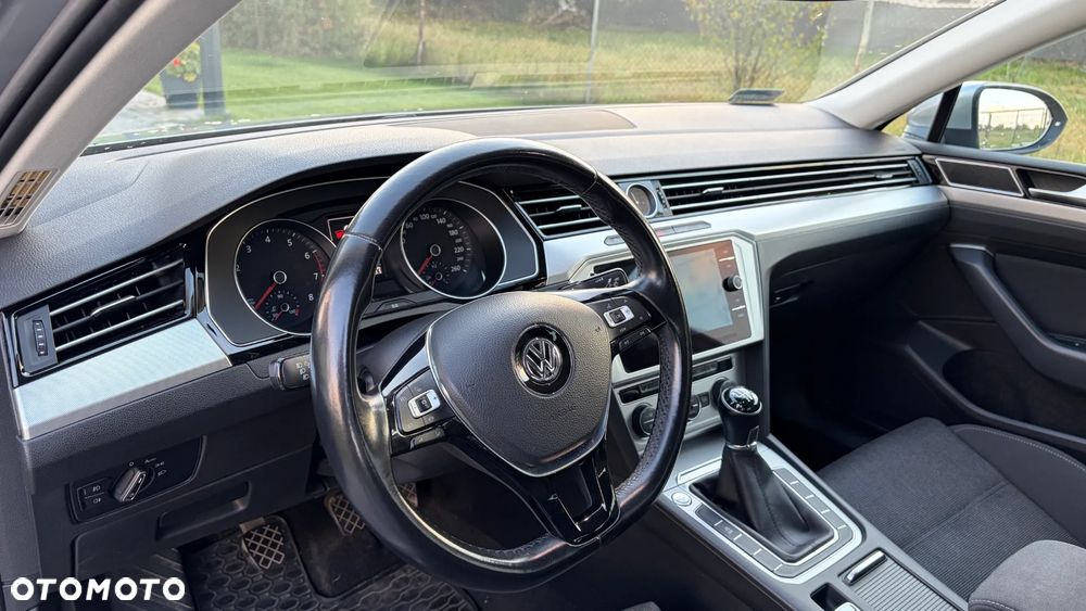 Volkswagen Passat 1.5 TSI EVO Comfortline - 8
