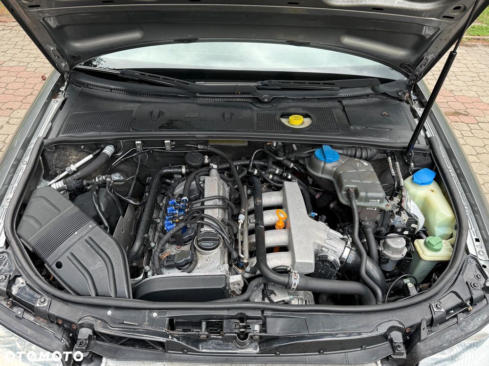 Audi A4 Limousine - 11