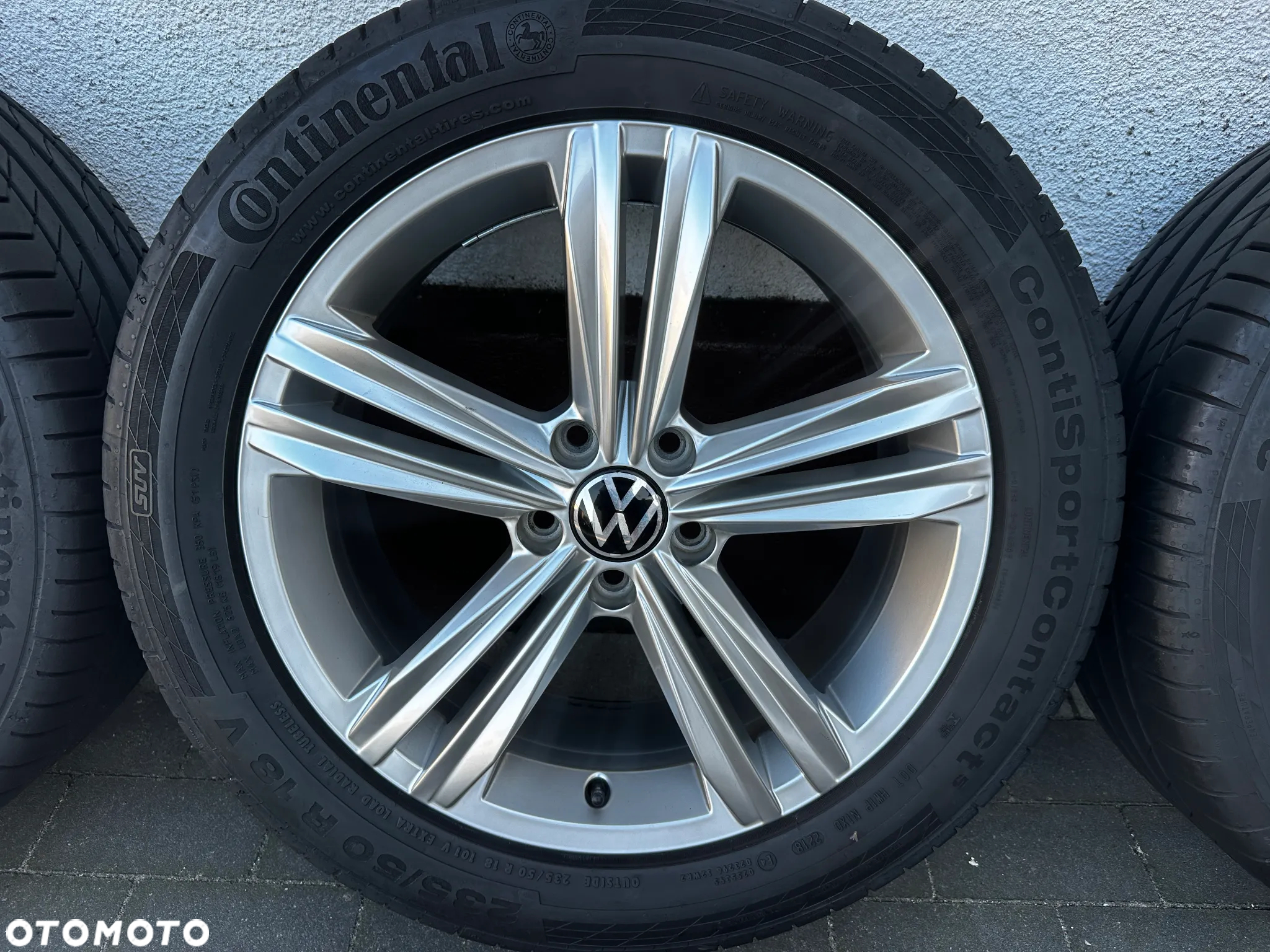 235 50 18 / Vw Tiguan 5NA AUDI Q3 8U0  / CONTINENTAL / r-LINE!!! - 5