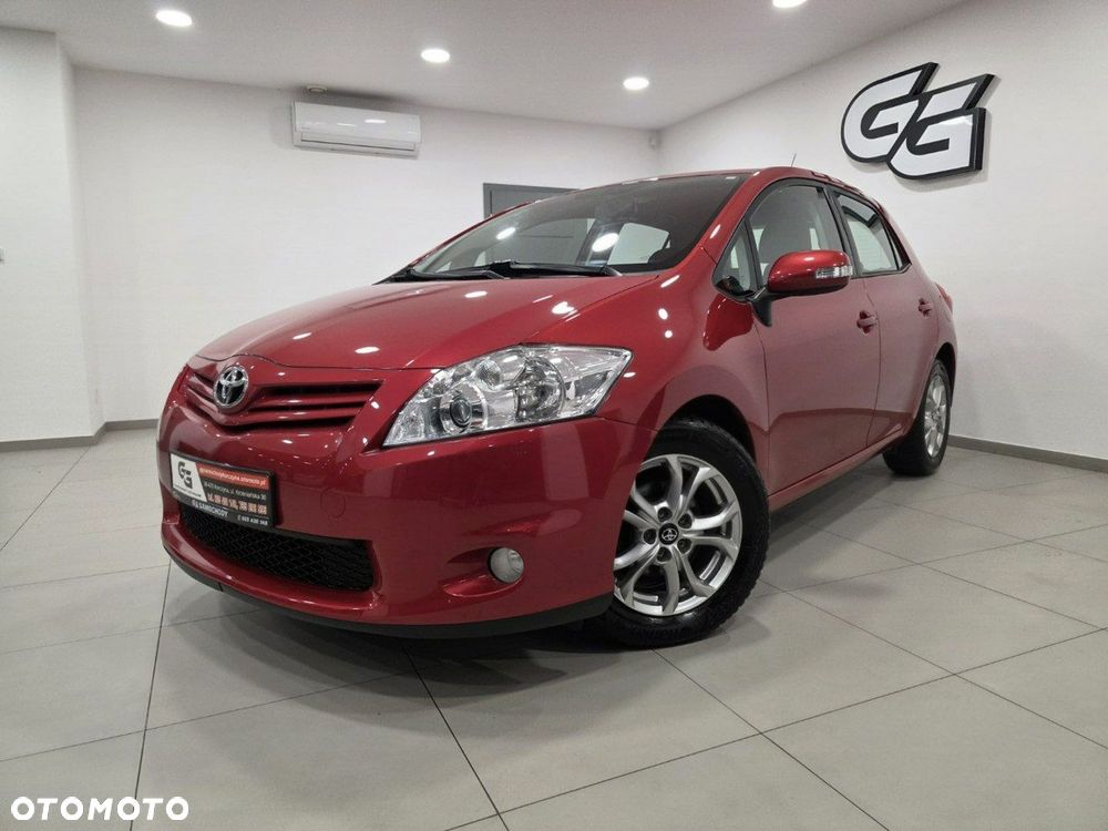 Toyota Auris 1.6 Luna - 1