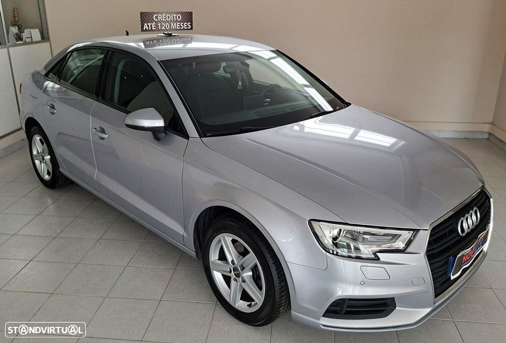 Audi A3 Limousine 30 TFSI Design S tronic - 11