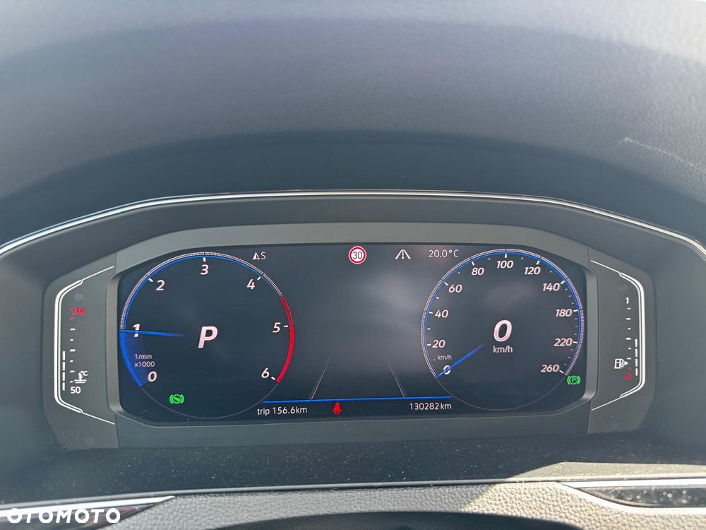 Volkswagen Passat 2.0 TDI Elegance DSG - 17