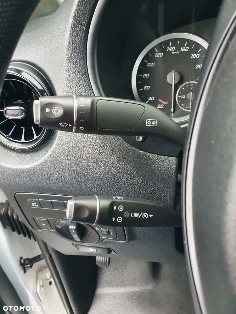 Mercedes-Benz VITO AUTOMAT - 23