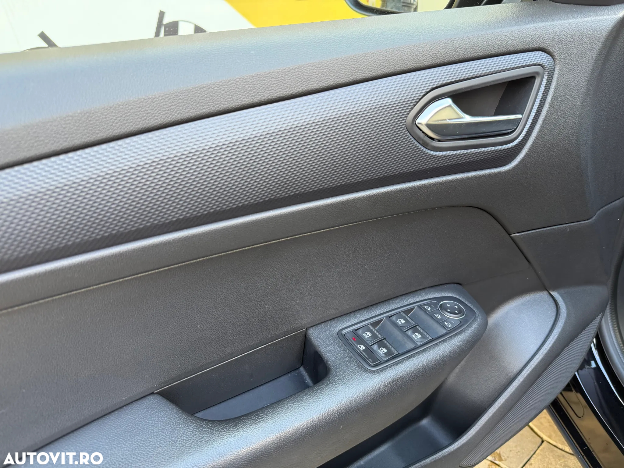 Renault Arkana TCe 140 EDC INTENS - 15