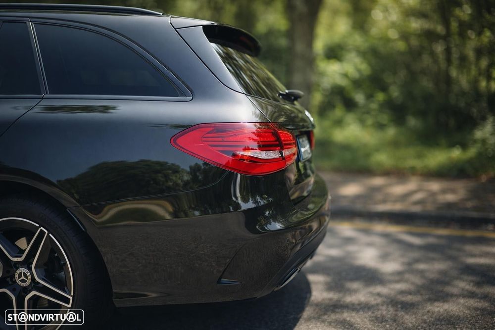 Mercedes-Benz C 300 de AMG Line - 28