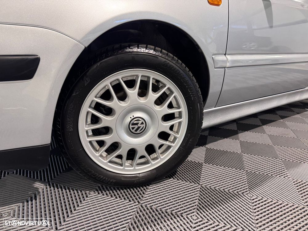 VW Golf Cabriolet 1.6 Highline - 8