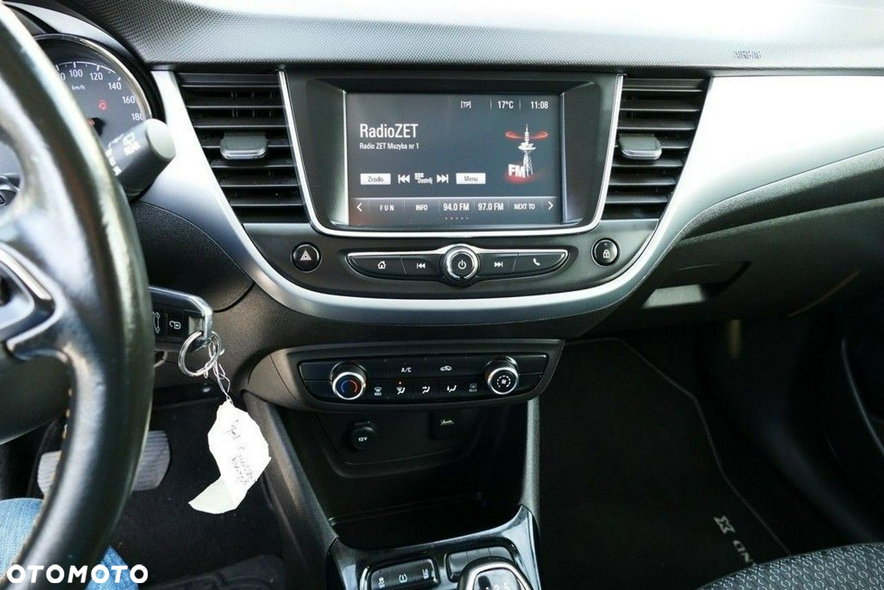 Opel Crossland X - 31