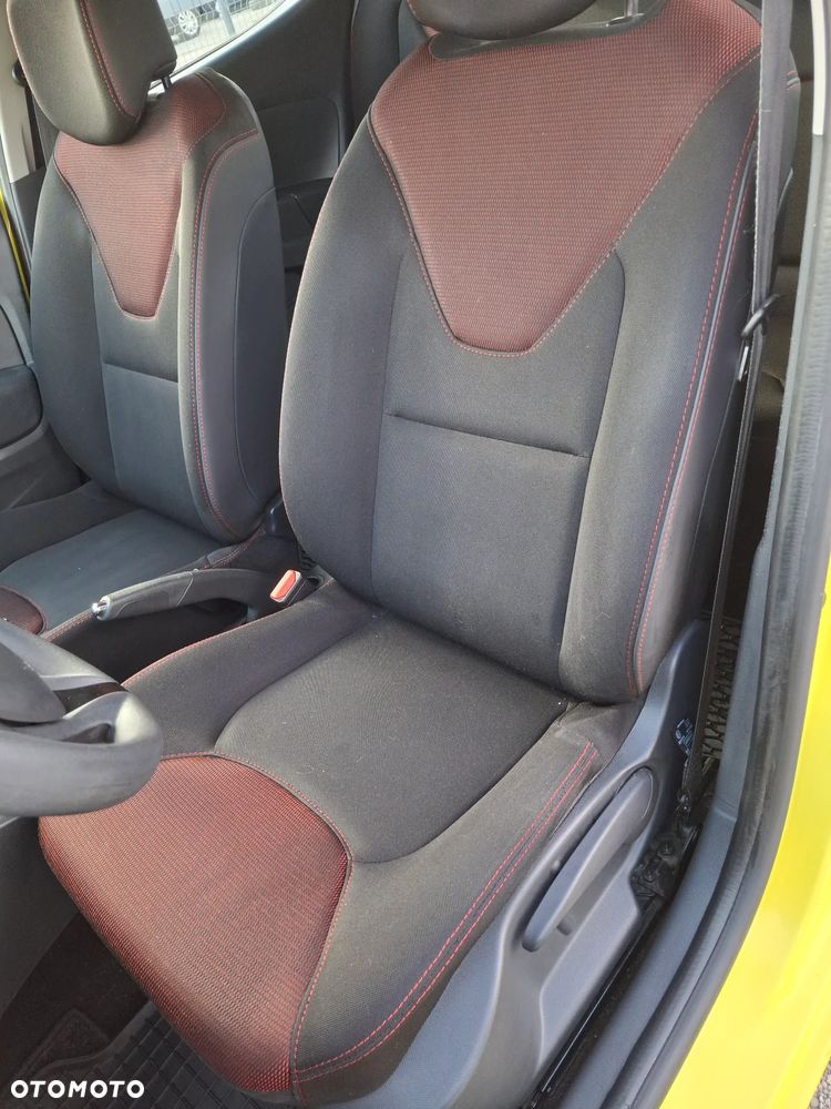 Renault Clio - 8