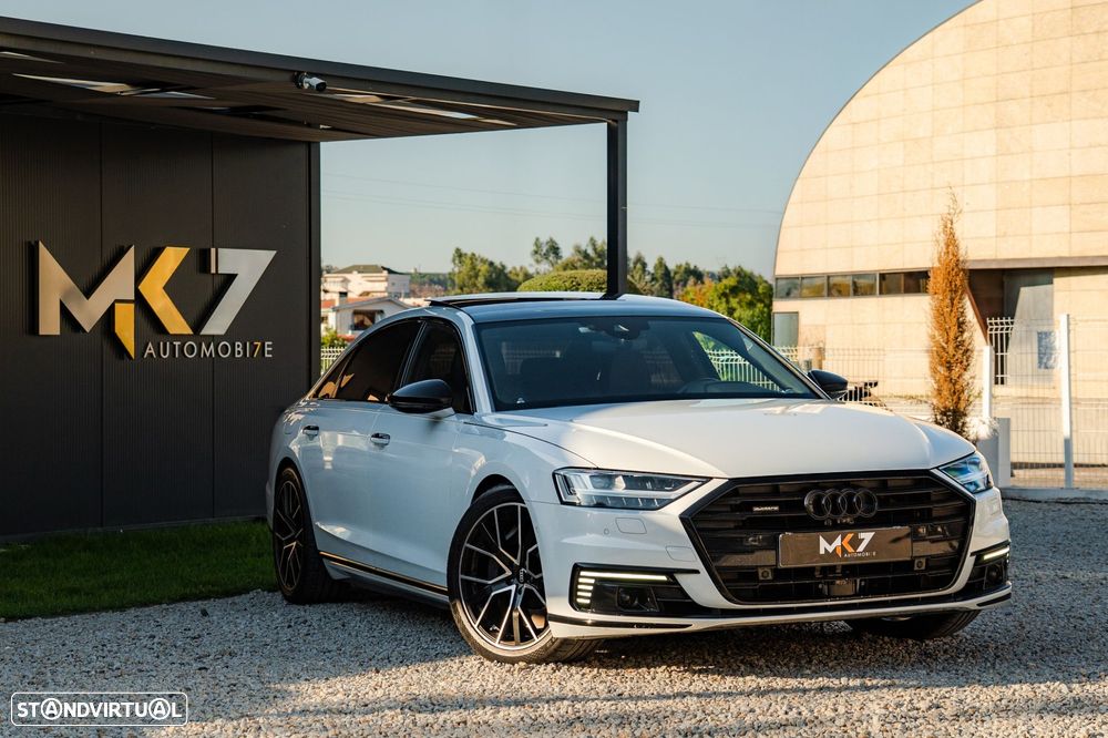 Audi A8 - 1