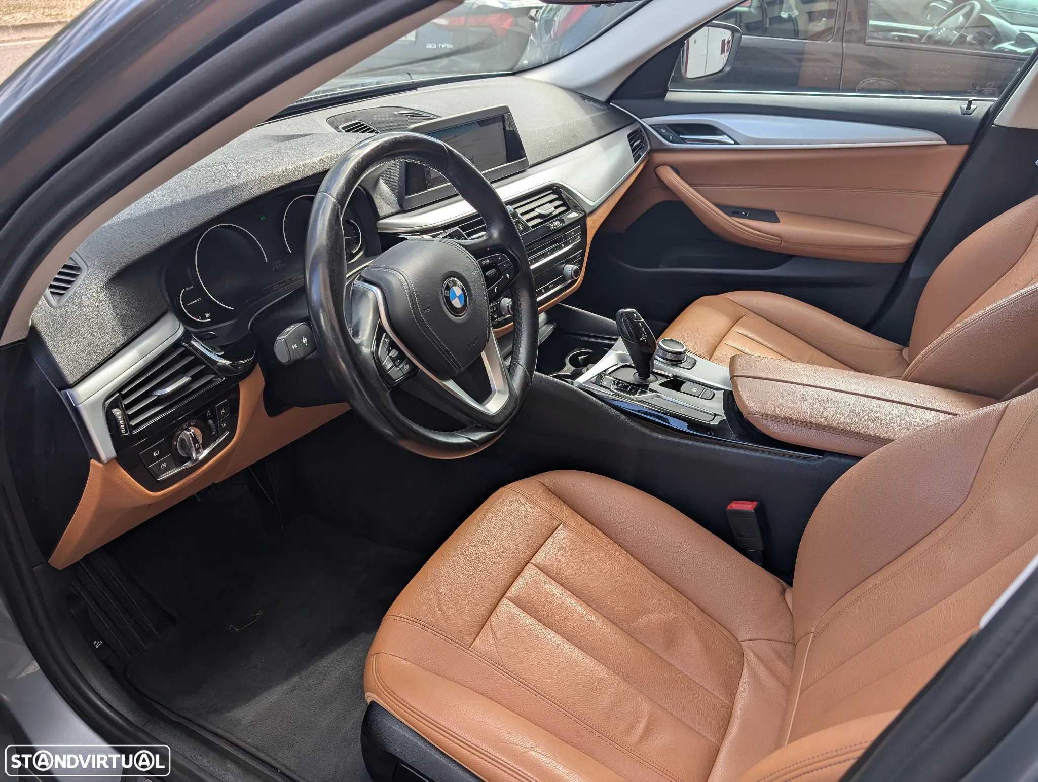 BMW 518 d Line Luxury Auto - 14