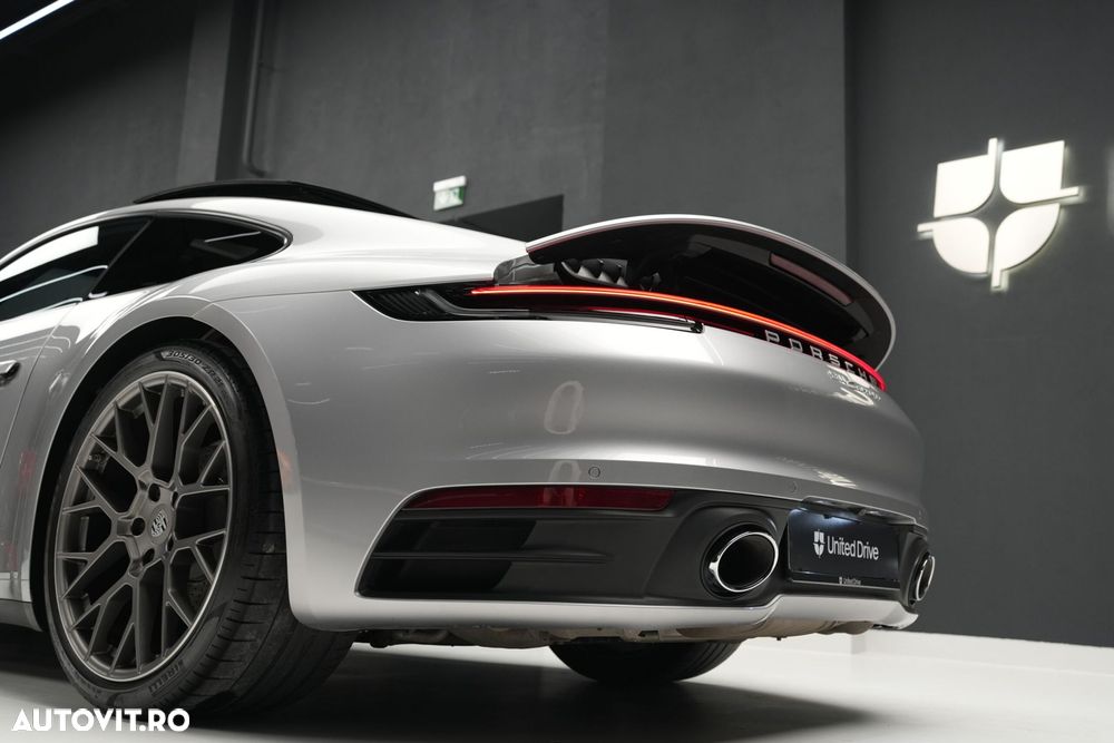 Porsche 911 - 40